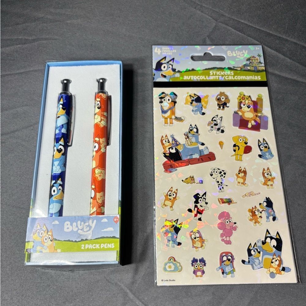 Bluey Pen and Sticker Set - Blue and Red